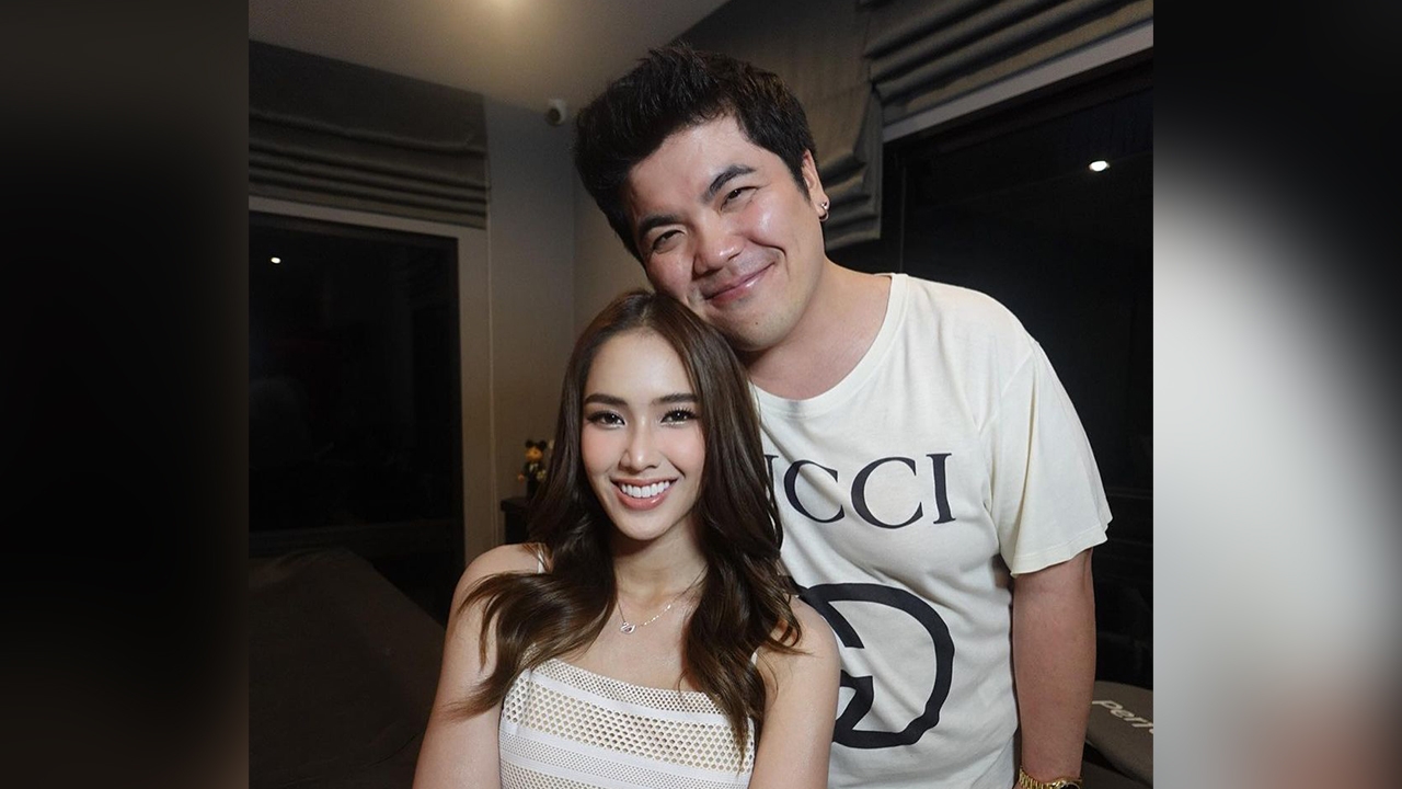 แจ็ค แฟนฉัน หนุ่มสายเปย์ ซื้อของให้ ใบหม่อน สาดความหวานรัวๆ