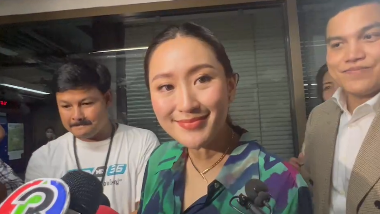 “อิ๊งค์” ยัน “ทักษิณ” ตัดสินใจเองกลับไทย ไม่ทราบ “ธนาธร” บินฮ่องกงดีลการเมือง