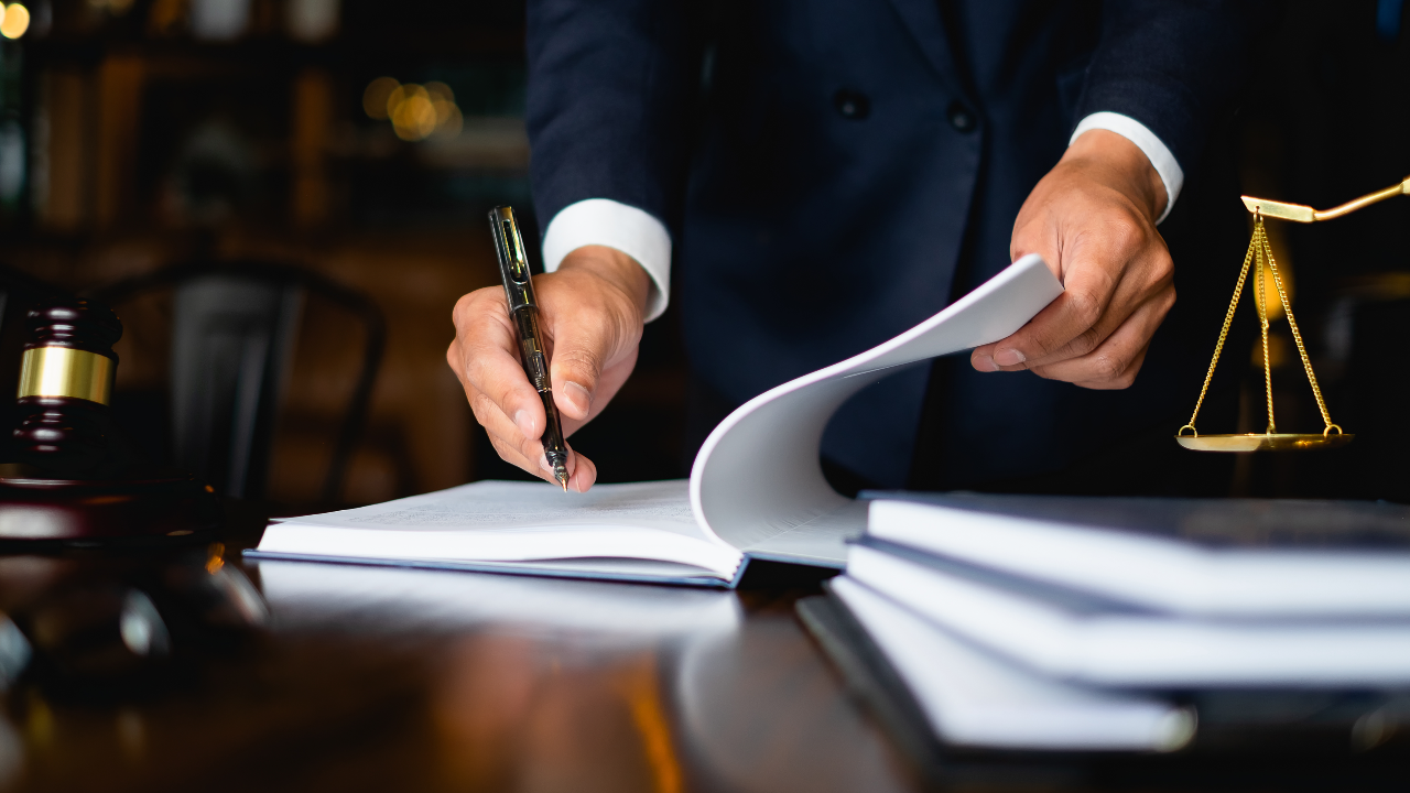 "ผู้ตรวจการแผ่นดิน" คือใคร? เปิดที่มา หน้าที่ และคุณสมบัติตามรัฐธรรมนูญ