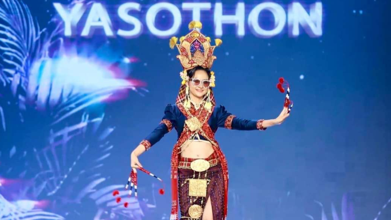 ส่องชุดประจำชาติ MUT ทรงคุณค่า สง่างาม ไม่ชนะใจกรรมการ แต่ชนะใจคนดูทั้งฮอลล์