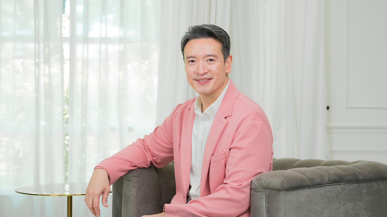 ชาย ชาตโยดม เปิดใจเคยคิดลาออกวงการบันเทิง แต่ต้องกลับมา เพราะ?