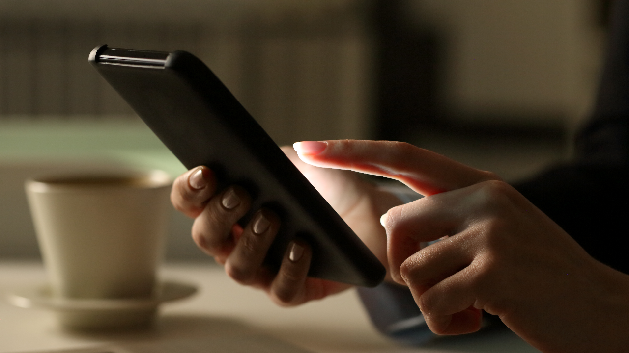 รัฐบาลเตือนอย่าหลงเชื่อ มิจฉาชีพหลอกลงทุนตลาดหลักทรัพย์-ก.ล.ต.