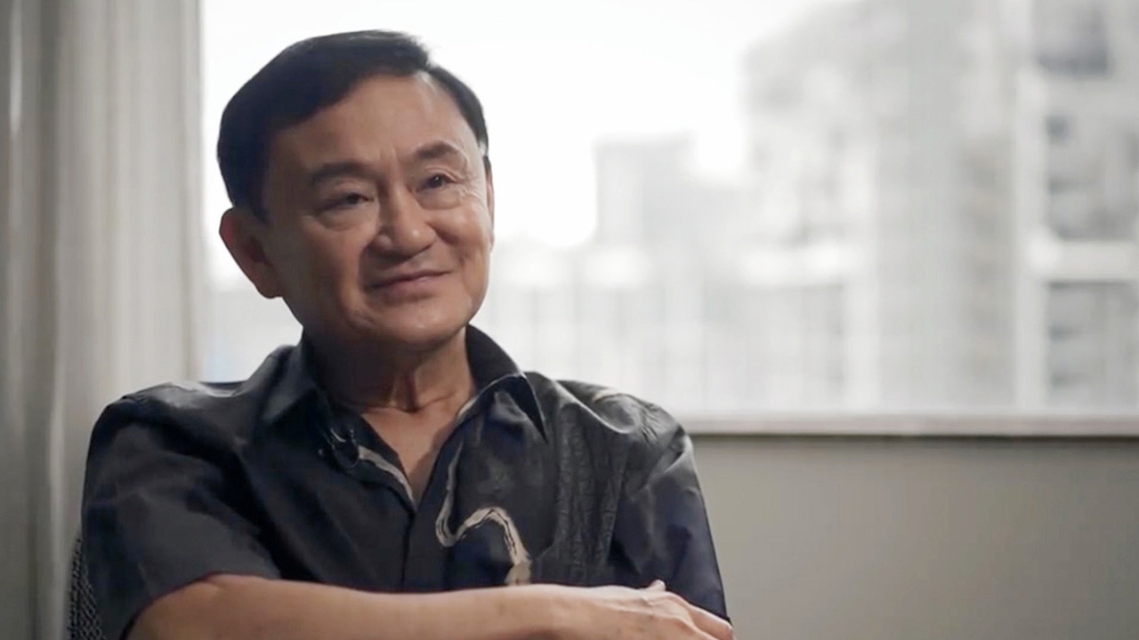 "ทักษิณ" ยันไม่เลื่อนแล้ว "อุ๊งอิ๊ง" รอรับดอนเมือง 22 ส.ค. 9 โมงเช้าก่อนโหวตนายกฯ