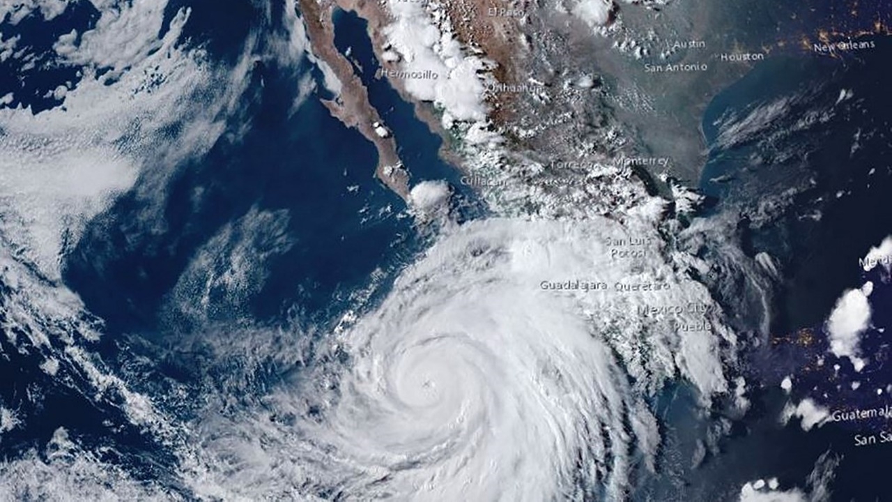 แคลิฟอร์เนียเตือนภัยพายุโซนร้อนครั้งแรก รอรับเฮอริเคน ฮิลารี