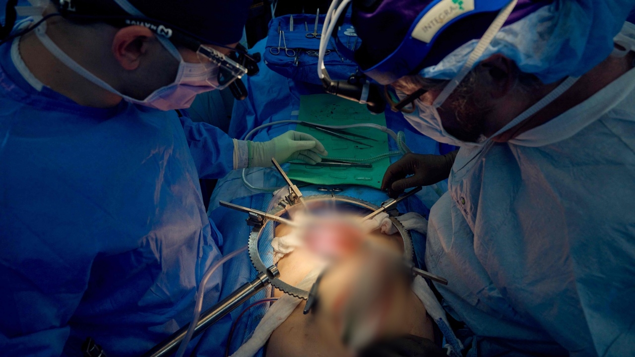 นักวิทย์สหรัฐฯ เฮ เปลี่ยนถ่ายไตหมูในคน ใช้งานได้ดีกว่า 1 เดือนแล้ว