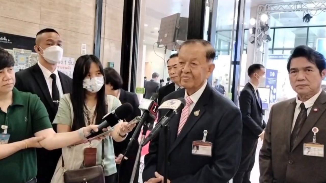 “วันนอร์” ไม่ตอบ ”หมออ๋อง” ปมแย่ง กมธ.-หนุนญัตติด่วน แก้น้ำท่วม