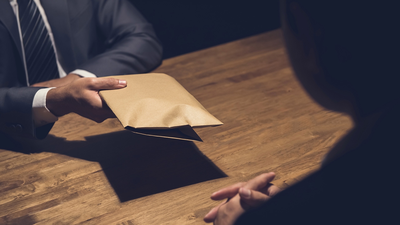 ชำแหละฮั้วประมูลงานรัฐ ปม "กำนันนก" รวยผิดปกติ