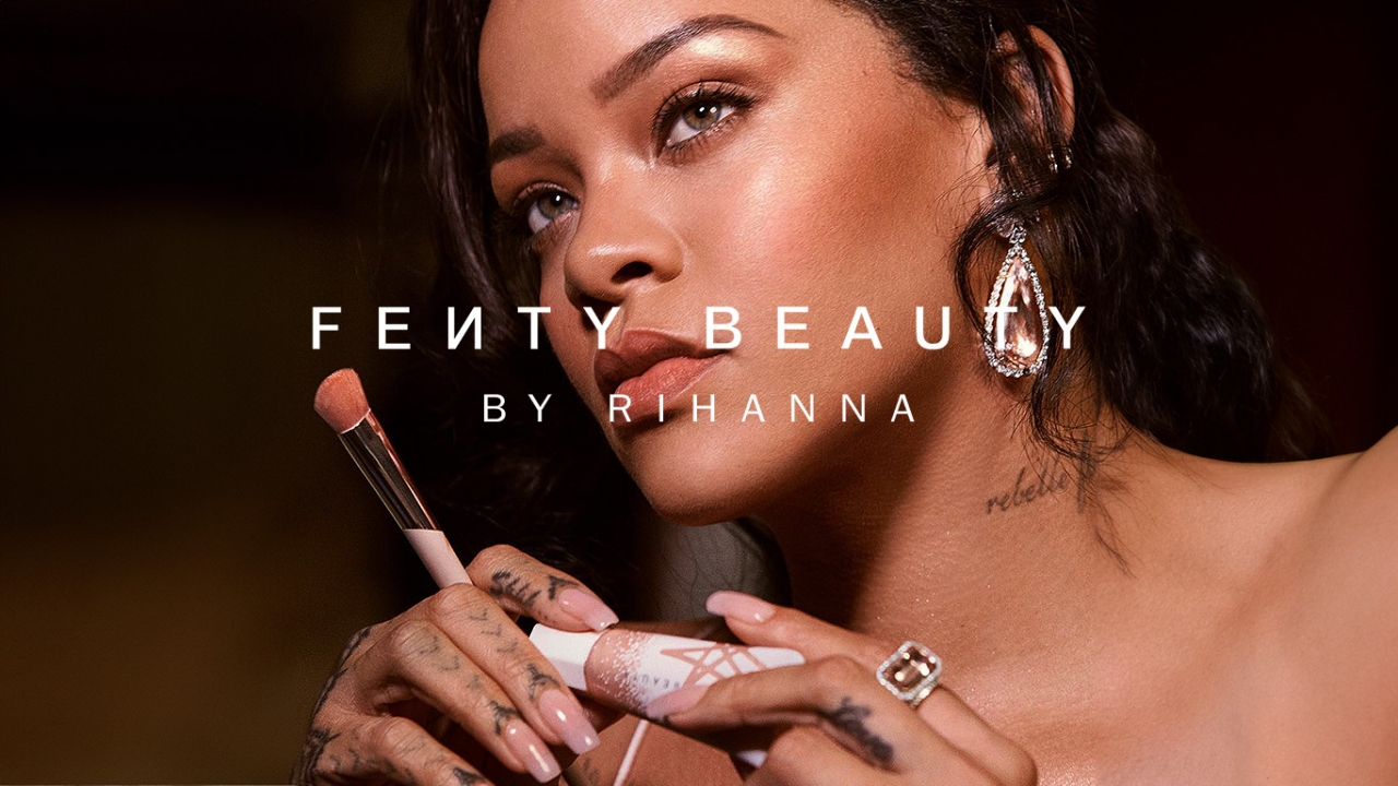 Fenty Beauty คุณค่าที่มากกว่าความสวย โลกเรียนรู้อะไรจากการหยุดทำเพลง ไปปั้นแบรนด์ของ Rihanna