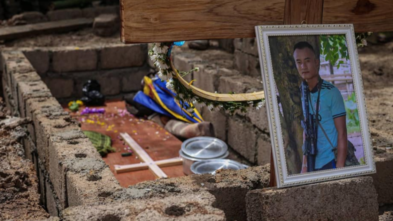 เผยภาพ "คาร์วี เลย์” ผบ.กองพันกะเหรี่ยง KNDF เสียชีวิตในการสู้รบ 