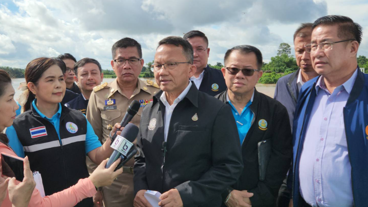 "สมศักดิ์" ติดตามน้ำท่วมแพร่-สุโขทัย กำชับนายกฯเป็นห่วง-เร่งช่วย ปชช.