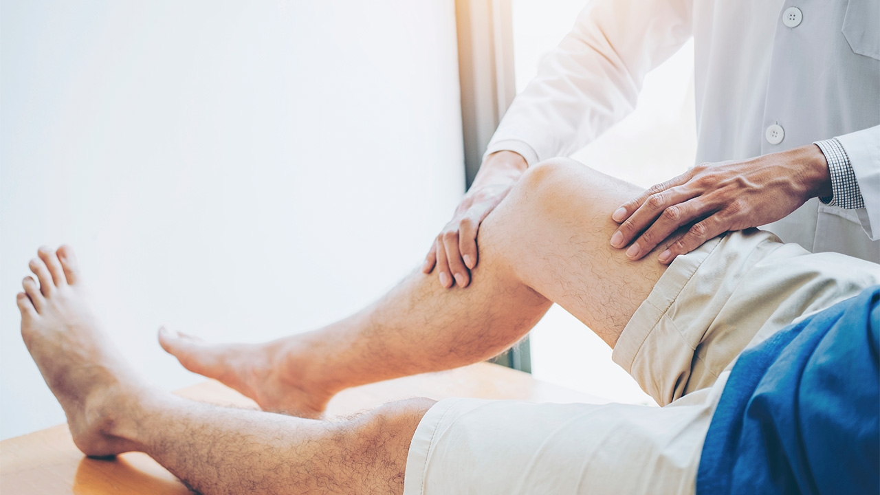 ส่งใจไปเชียร์ "ทีมศิริราช" ในวัน "ผ่าเข่า" ชาวเนปาล