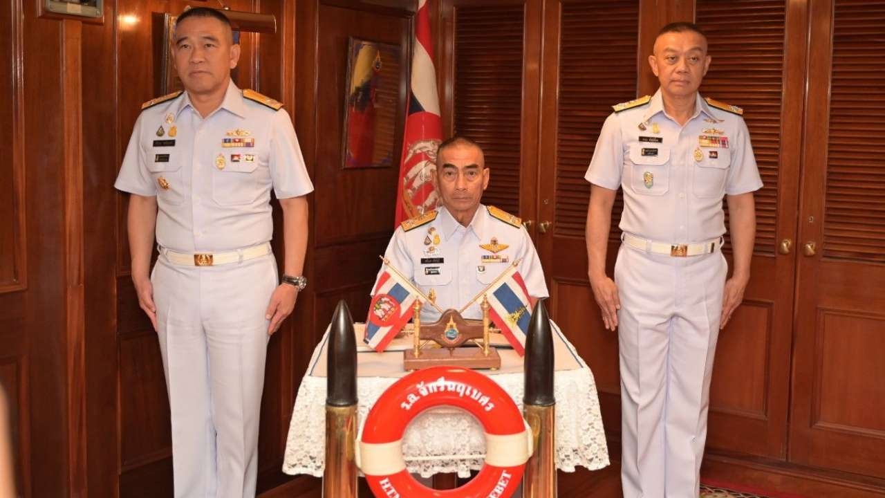 ผบ.ทสส. อำลาทัพเรือ รล.ปิ่นเกล้า ยิงสลุต 19 นัด เพื่อเป็นเกียรติ