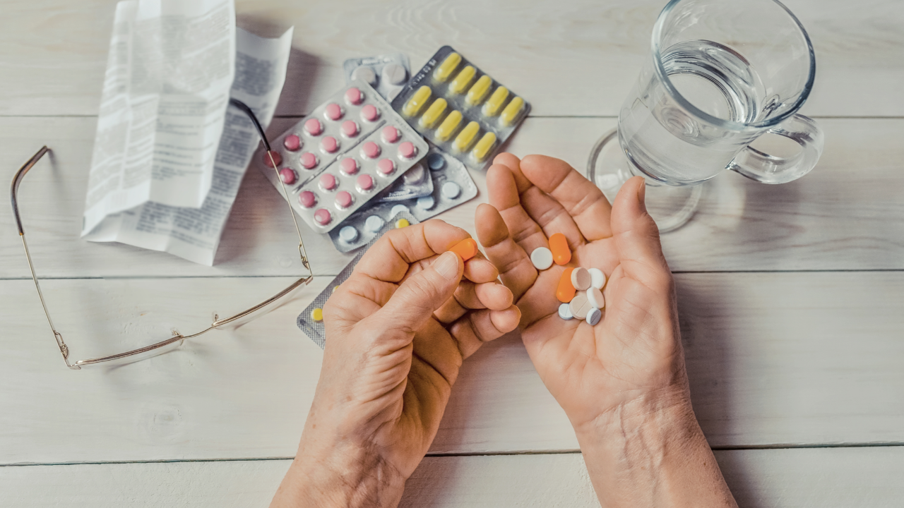 ยากับผู้สูงอายุ ควรกินอย่างไรให้ปลอดภัย