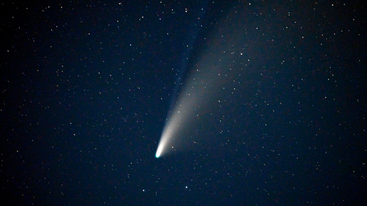 ลุ้นชม "ดาวหางนิชิมูระ" โคจรเฉียดโลก พลาดรอบนี้ต้องรออีก 400 ปี