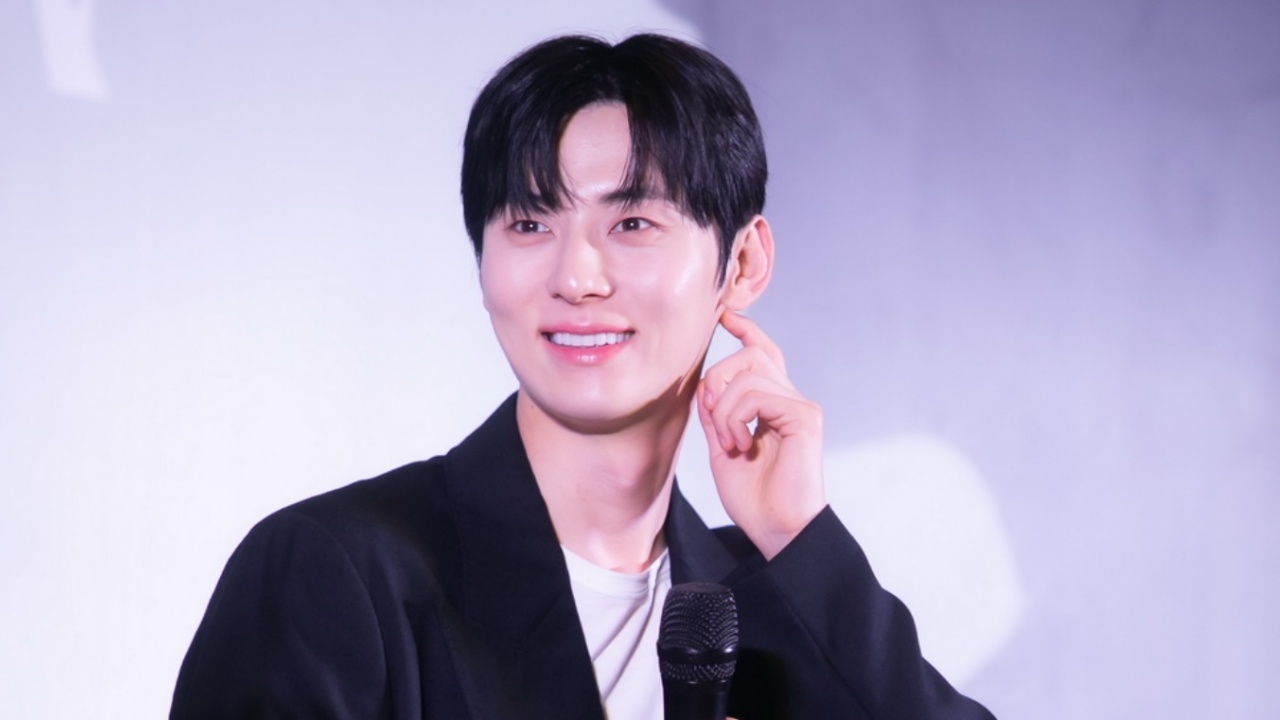 ฮวัง มินฮยอน หล่อละมุน เสน่ห์ล้น อ้อนอยากเจอไอ้ต้าวฮวังโดจังครับ