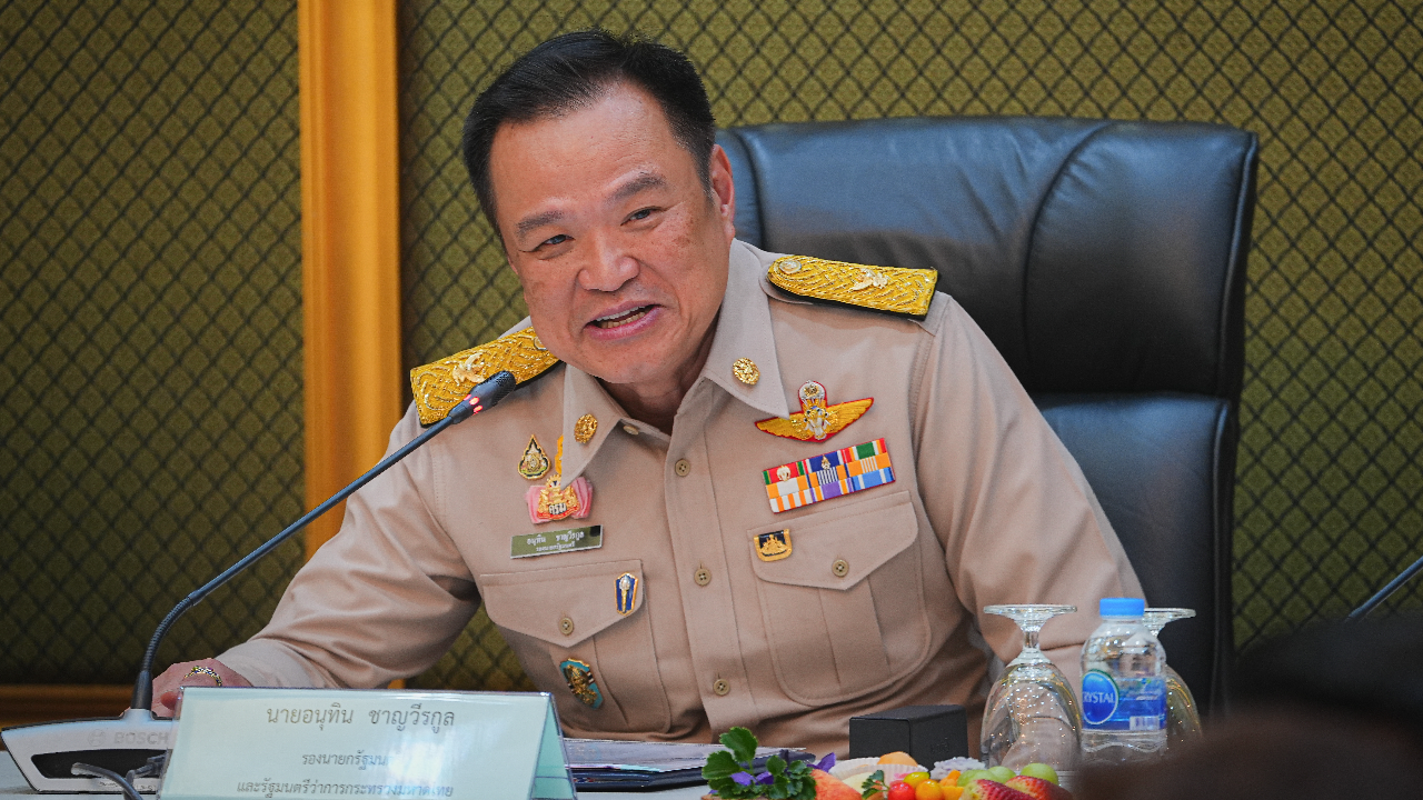 "อนุทิน" ชู มหาดไทยยุคใหม่ หนุนชาวบ้าน เตรียมของขายรับเงินหมื่น