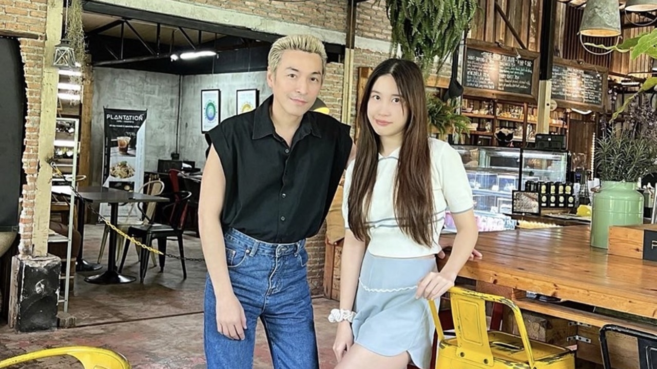 ปู แบล็คเฮด ควง แจนจัง เที่ยวพักผ่อน อวดชอตหวานกลางสระ คลั่งรักสุดๆ 