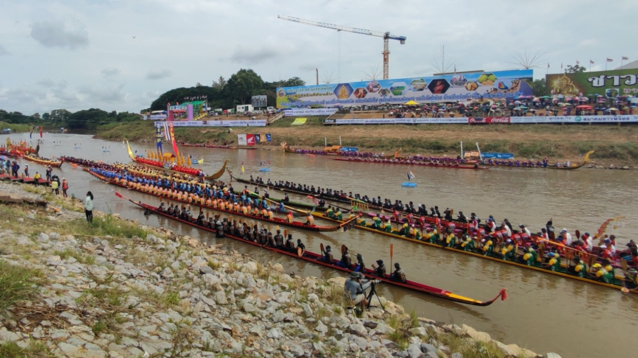 สุดยิ่งใหญ่ เปิดแข่งขันเรือยาวศึกชิงเจ้าสายน้ำ วัดท่าหลวง พิจิตร ปีที่ 116 