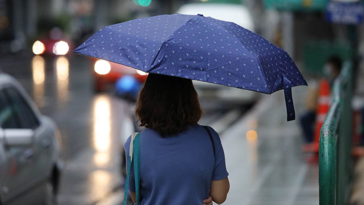ประกาศฉบับ 19 เตือนหลายจังหวัด "ฝนตกหนักถึงหนักมาก" ระวังน้ำท่วมฉับพลัน