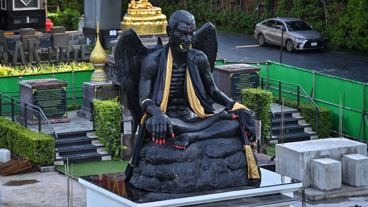 โรงแรมเปิดภาพโดมครอบ "ครูกายแก้ว" ตั้งงบ 60 ล้าน คาดใช้เวลา 2 เดือน (คลิป)