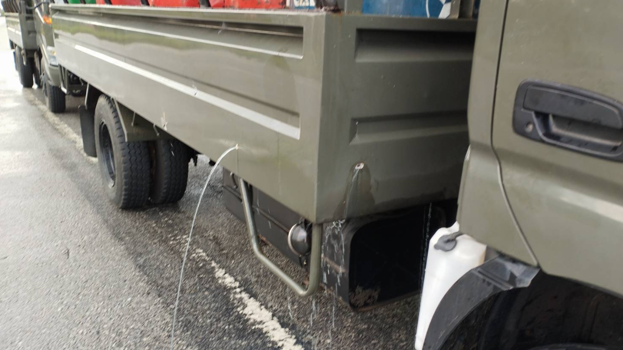 โจรใต้ก่อเหตุต่อเนื่อง ลอบยิงรถบรรทุกน้ำมัน ทหารพรานบาดเจ็บ 1 