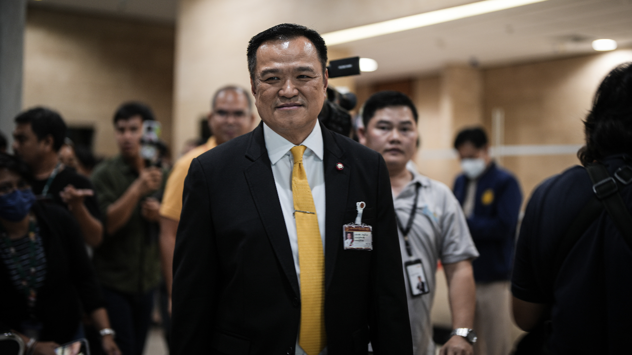 “อนุทิน” ให้กฎหมายตัดสิน “ชาดา" ว่าที่ รมช.มหาดไทย ปมคุณสมบัติ รมต.