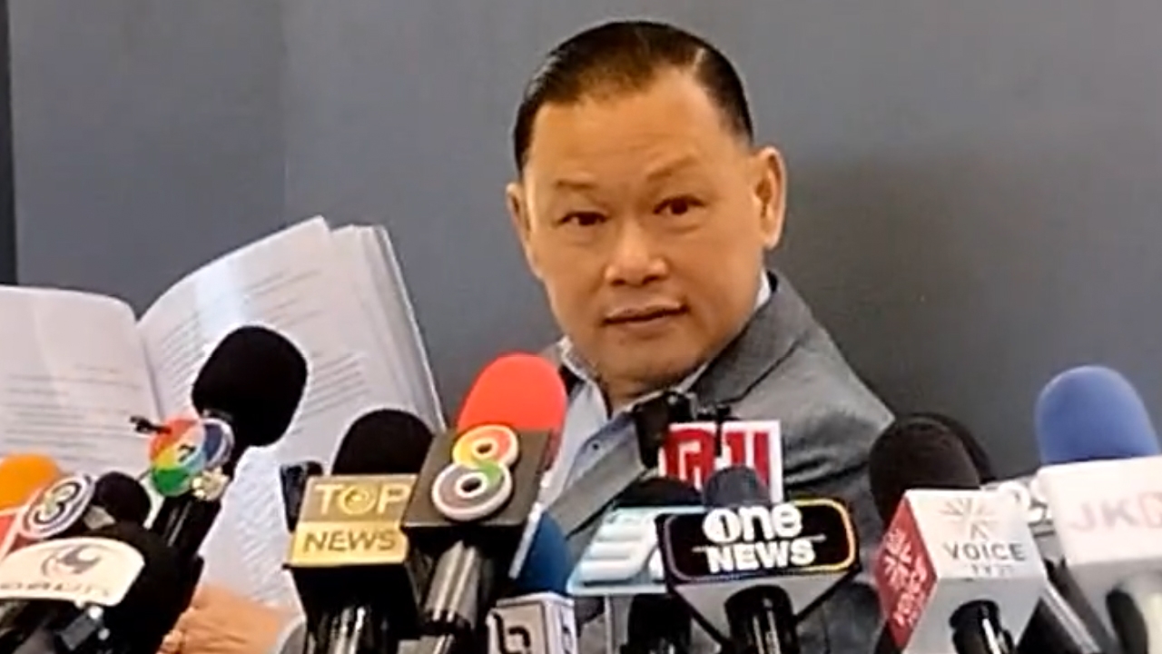 "สันธนะ" ช่างกล้า บุก เพื่อไทย เสนอตัวขอเป็นที่ปรึกษานายกฯ "เศรษฐา"