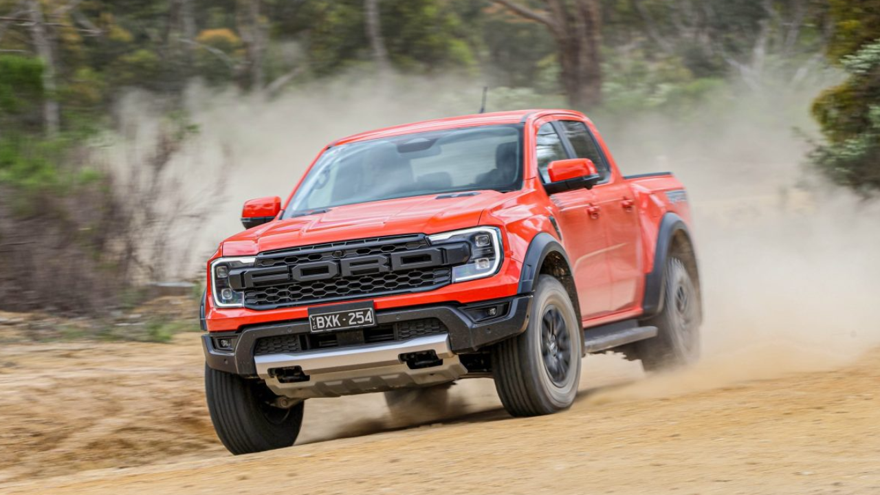 ฟอร์ด แนะนำฟีเจอร์ไฟแจ้งเตือนการเปลี่ยนเกียร์แบบเลือกได้ใน Ranger Raptor