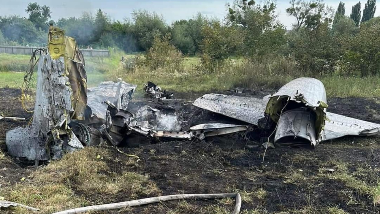 นักบินยูเครน 3 นาย เสียชีวิต หลังเครื่องบินชนกันกลางอากาศ