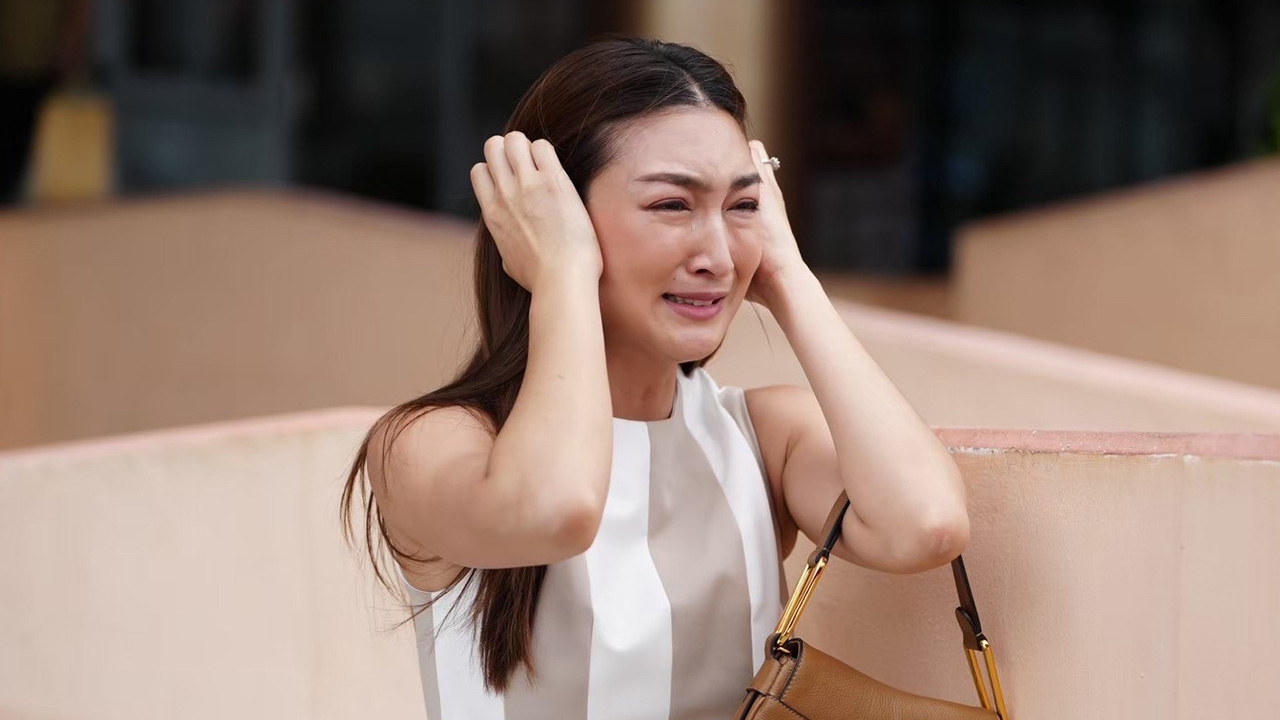 แพนเค้ก เค้นอารมณ์ความเป็นแม่ห่วง เรซซิ่ง โดน น้ำผึ้ง ชิงตัวไป ใน "สงครามเงิน"