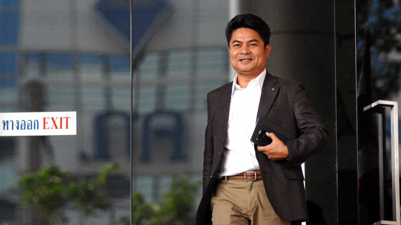 “เทพไท” ทูลเกล้าฯ ขอพระราชทานอภัยโทษส่วนบุคคลแล้ว หลังทราบข่าว “ทักษิณ”