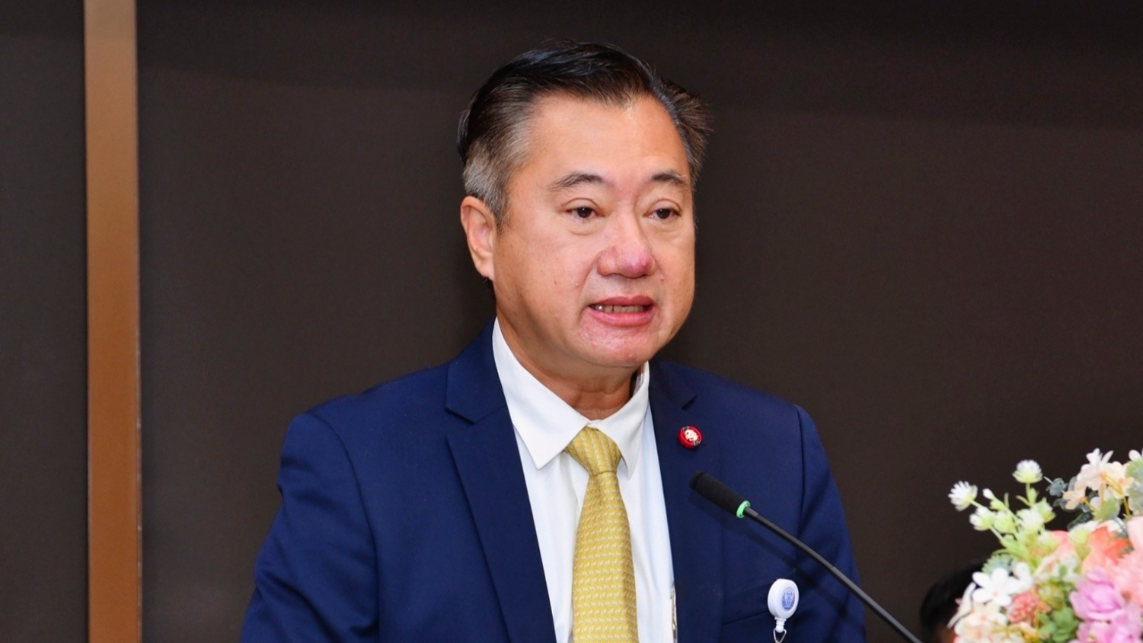 “สว.สมชาย” แนะอย่าปล่อย “ทักษิณ” ก่อนครบ 1 ปี อาจเกิดคลื่นกระทบรัฐบาลเศรษฐา