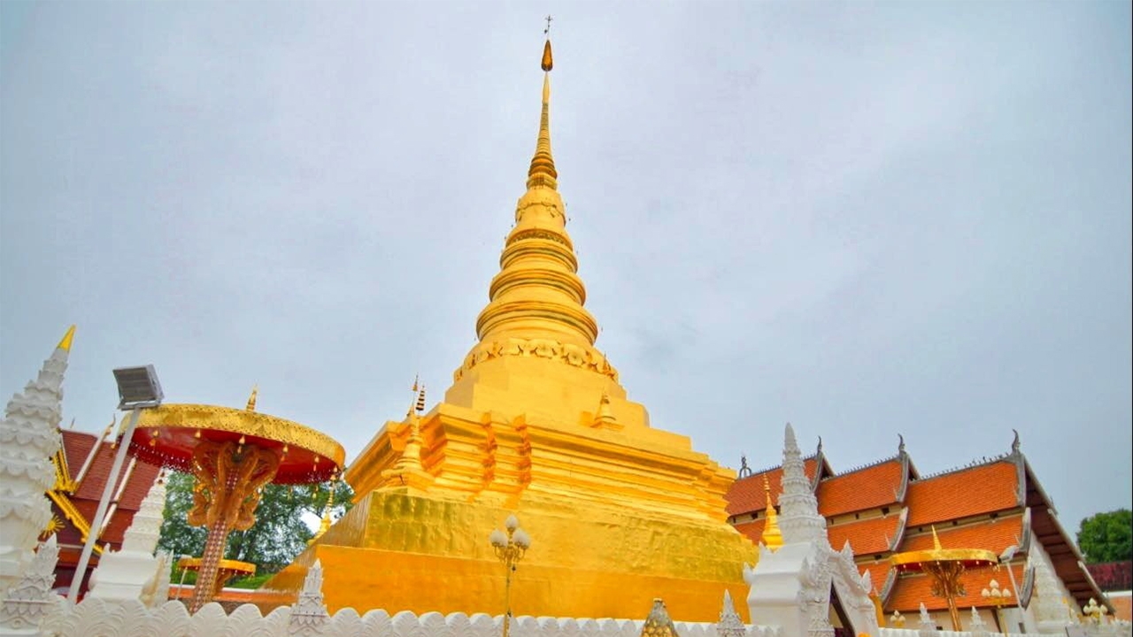 บูรณะใหญ่ “พระธาตุแช่แห้ง”