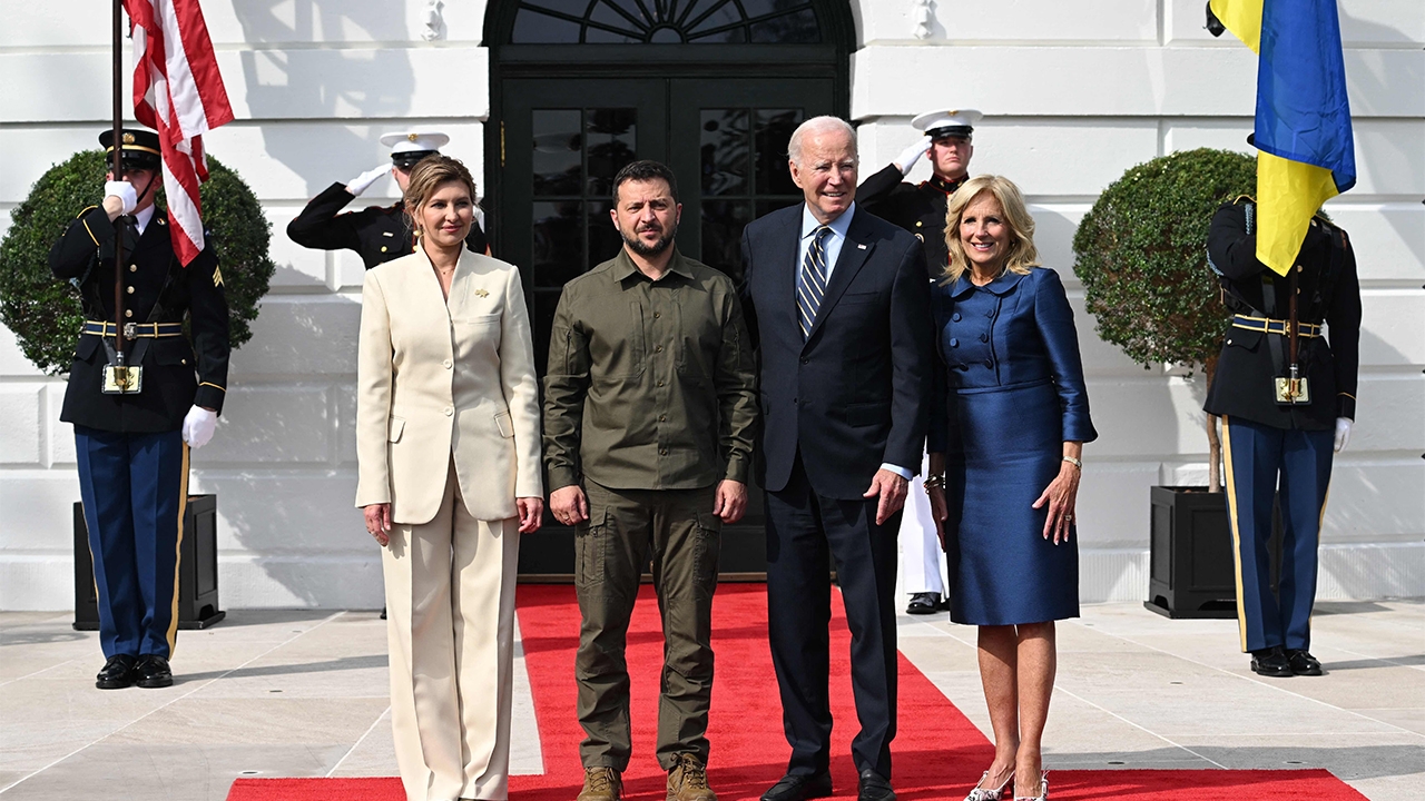 เซเลนสกีเยือนทำเนียบขาว ไบเดนลั่นไม่ทิ้งยูเครน ช่วยอีก 325 ล้านดอลลาร์