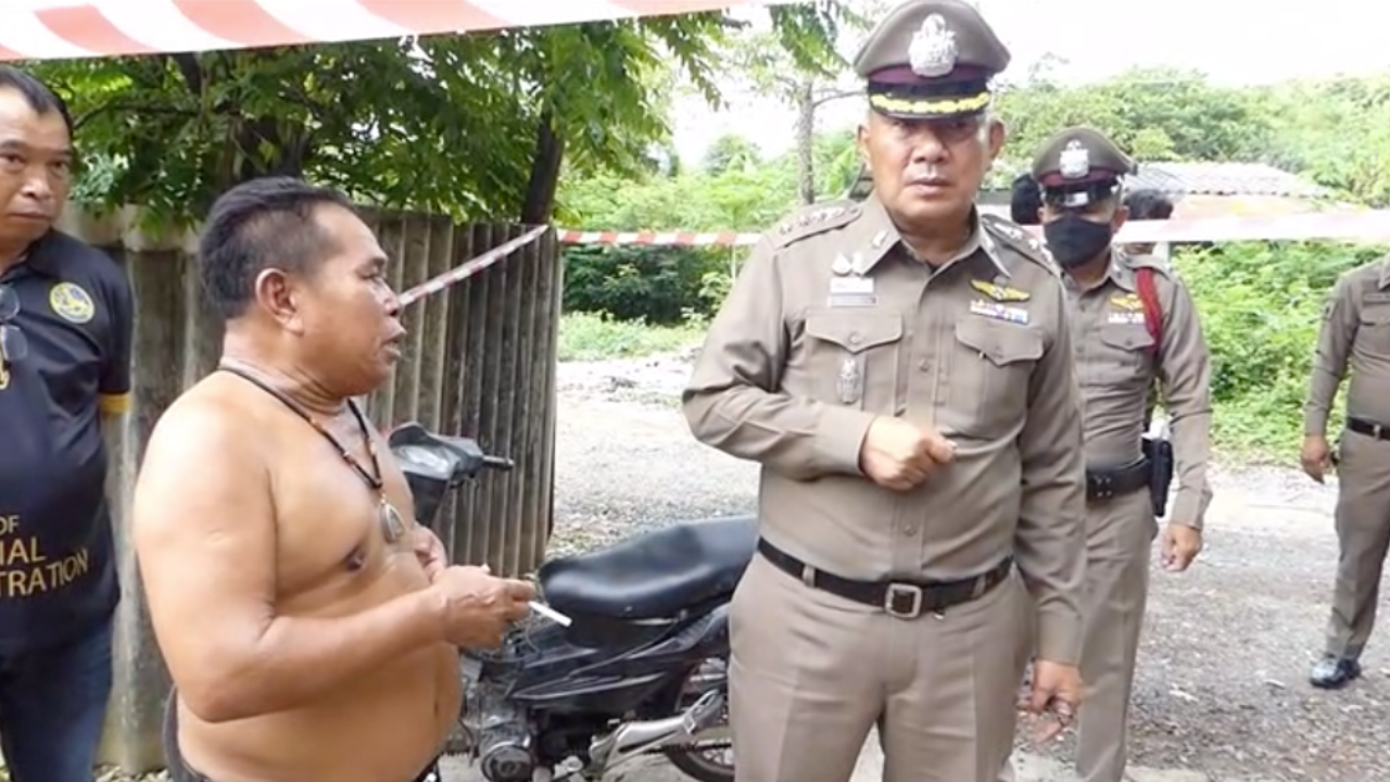 หนุ่มง้ออดีตเมีย ก่อนเกิดปากเสียงชายรักใหม่ เปิดศึกแทงกันตาย 1 เจ็บ 1