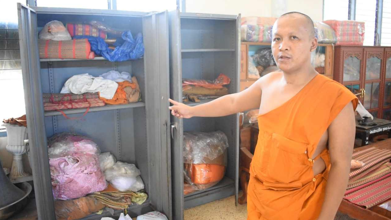 โจรชั่วขโมยผ้าไตรวัด ขอบูชาไปใช้ในงานศพ กวาดเกลี้ยง 80 ผืน