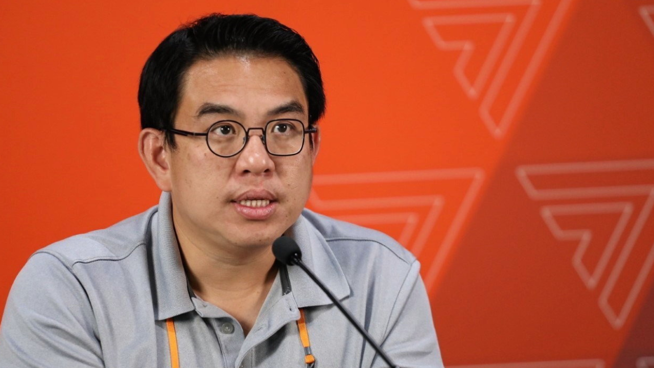 "วิโรจน์" ชี้ ประชาชนสงสัย ยก 6 ข้อ "ช่อ" ถูกตัดสิทธิการเมืองตลอดชีพ