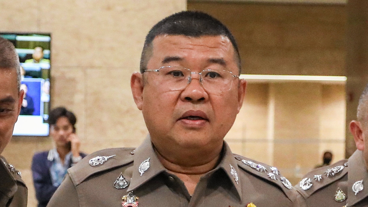 โอนคดีกำนันนก ปัดลิดรอน “บิ๊กโจ๊ก” “บิ๊กเด่น” โบ้ยสื่อเข้าใจมั่ว (คลิป)