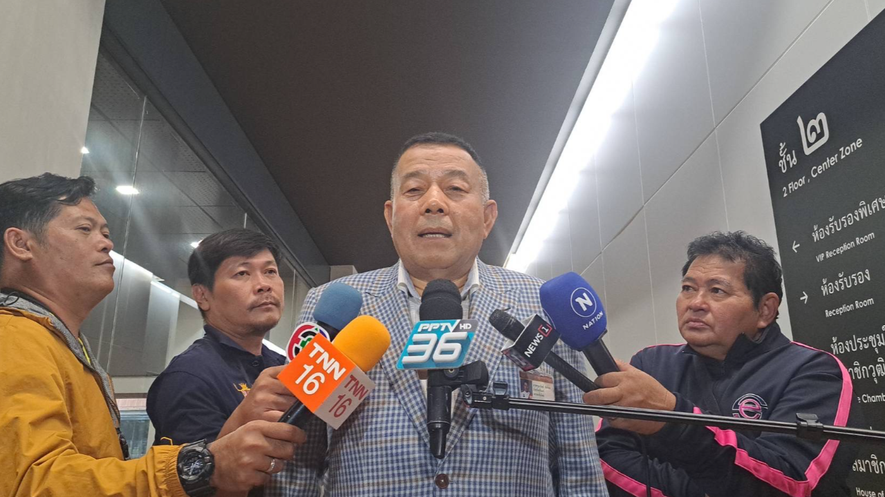 "ครูมานิตย์" เตือน ก้าวไกล คิดให้ดี ขับ "หมออ๋อง" ออกจากพรรค ยิ่งกว่าละคร