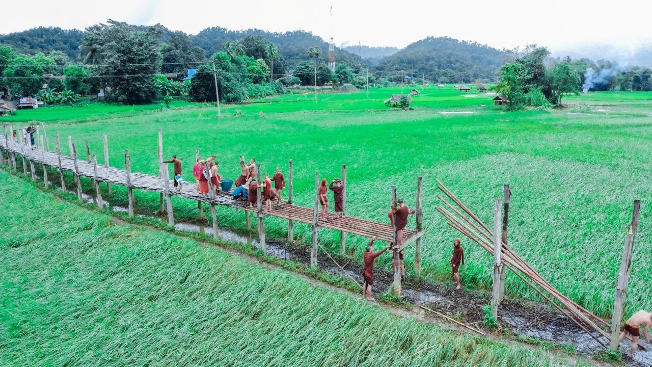 เจ้าอาวาสฯ แจงรื้อสะพานซูตองเป้ น้ำป่าซัดขาด ทำตอม่อเอียง ต้องบูรณะใหม่ให้แข็งแรง