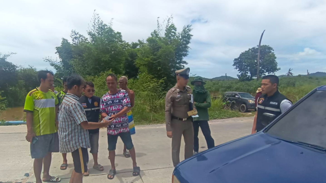 "ตาย 2 เจ็บ 3" จยย. 2 คัน เกี่ยวกันล้ม รถตามหลังเบรกไม่ทันเหยียบซ้ำสลด