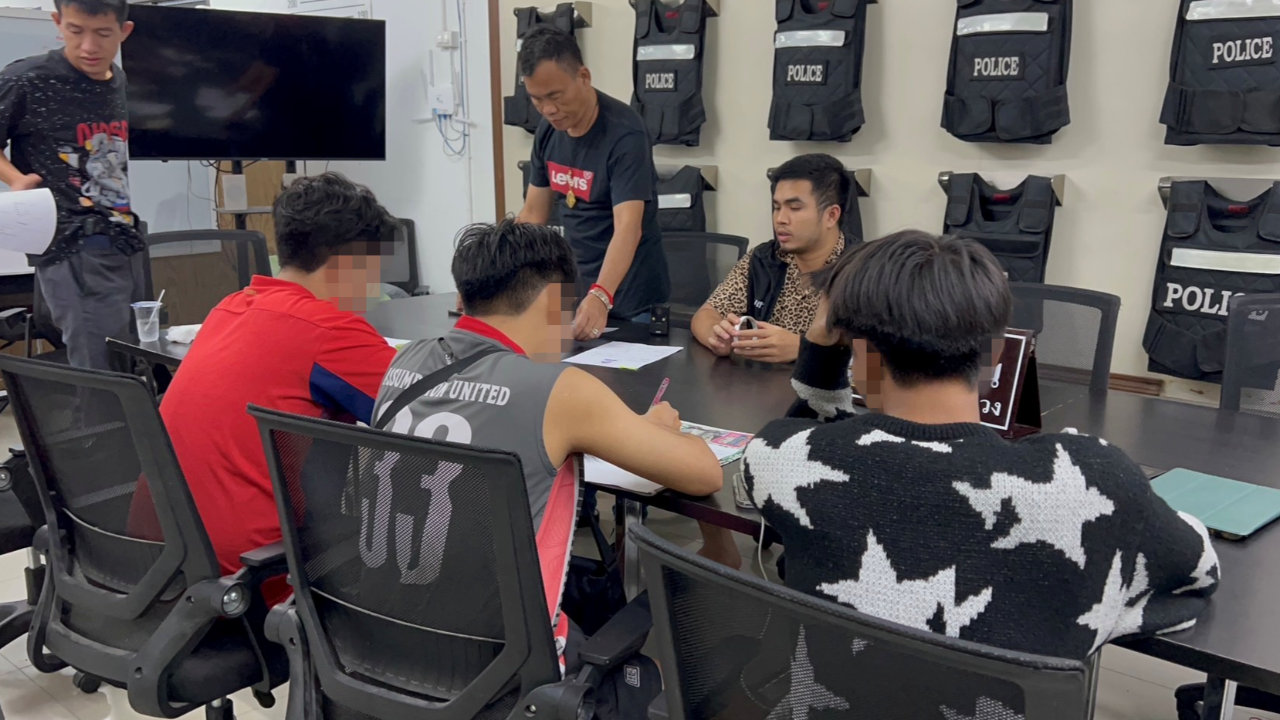 นักศึกษาดุ แทงกันตาย 1 เจ็บ 2 ล่าสุดรวบได้แล้ว อ้างถูกรุมยำ-ป้องกันตัว