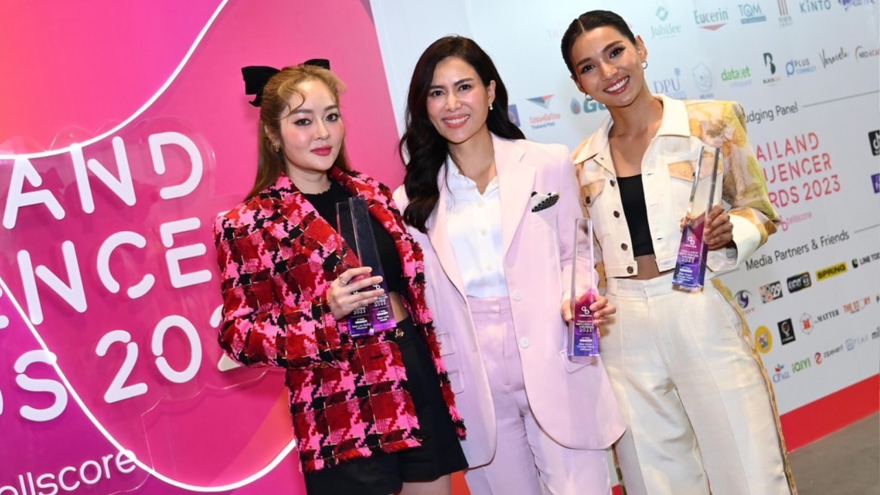 เชอรี่-แก้มบุ๋ม นำทัพเหล่าคนดัง ร่วมงาน TIA งานประกาศรางวัลอินฟลูเอนเซอร์แห่งปี 