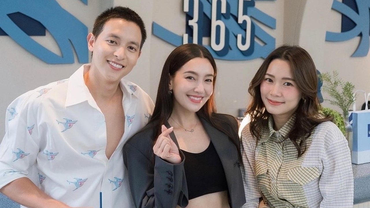 มิตรภาพดีๆ เจมส์ จิรายุ ควง โฟม ร่วมยินดี เบลล่า ราณี เปิดร้านคาเฟ่