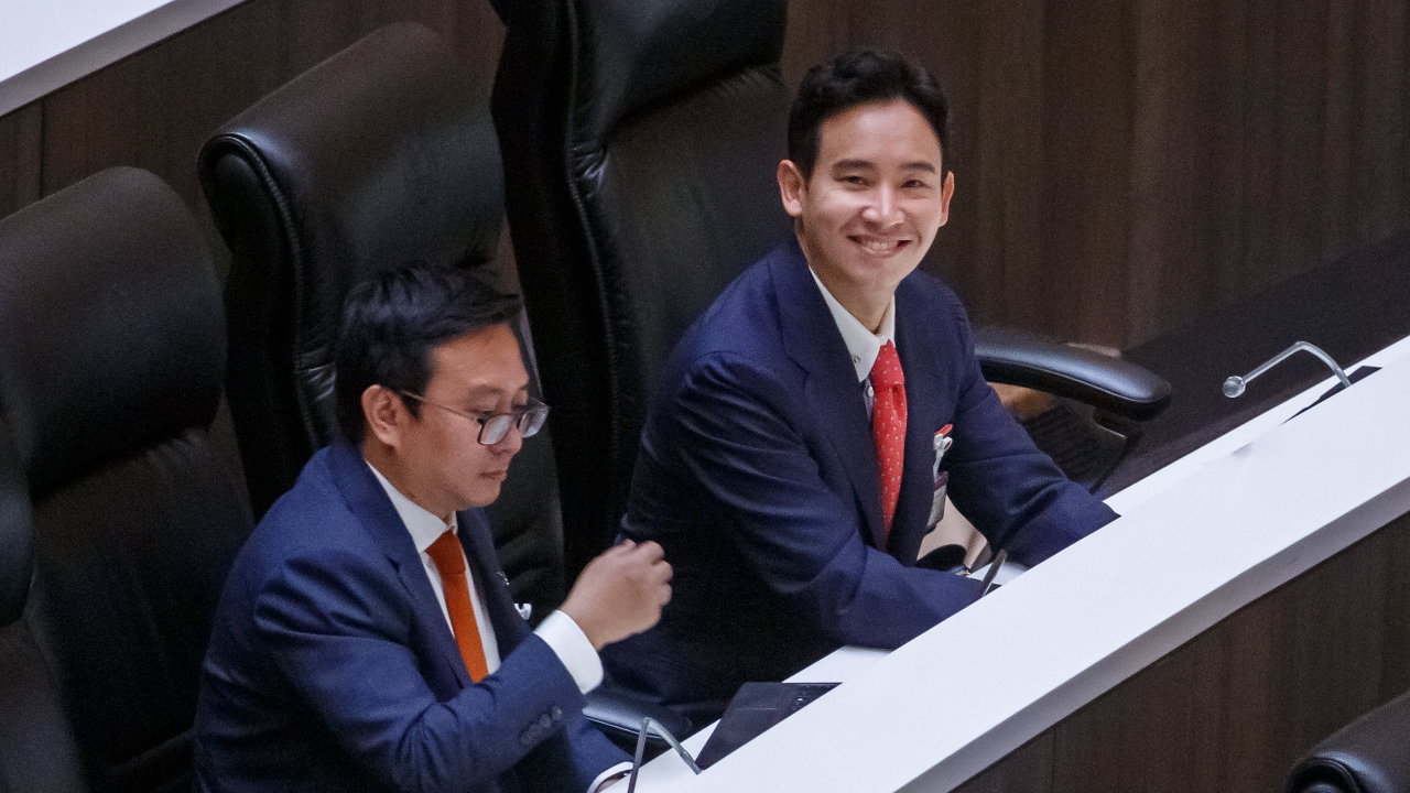 ก้าวไกลเลือก กก.บห.ชุดใหม่ 23 ก.ย.นี้ เชื่อ “พิธา” พร้อมคัมแบ็กหากรอดหุ้นสื่อ