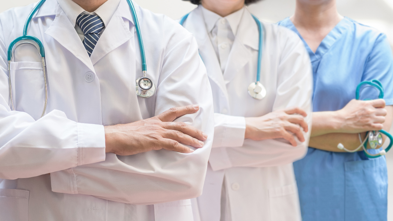 เปิด 4 อันดับตัวเลข ผู้ป่วยนอกของ 'โรงพยาบาลดังของรัฐ' 