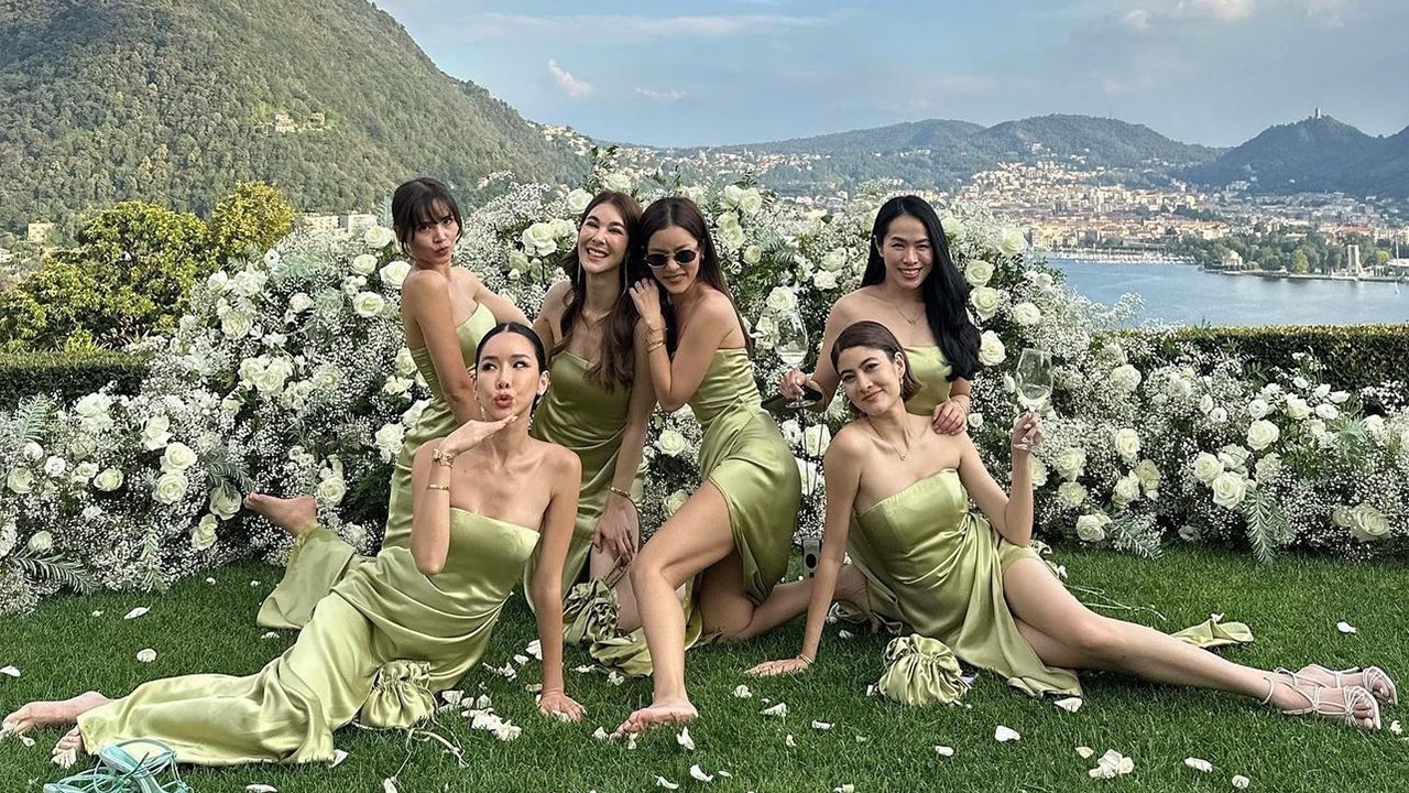 ประมวลภาพ แก๊งเพื่อนเจ้าสาว คิมเบอร์ลี่ ในอิตาลี แต่งธีมสีเขียวสวยกันหมด