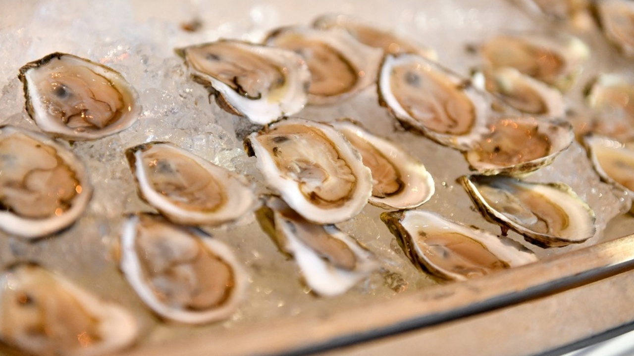 หนุ่มเทกซัสดับสลด หลังกินหอยนางรมดิบ 