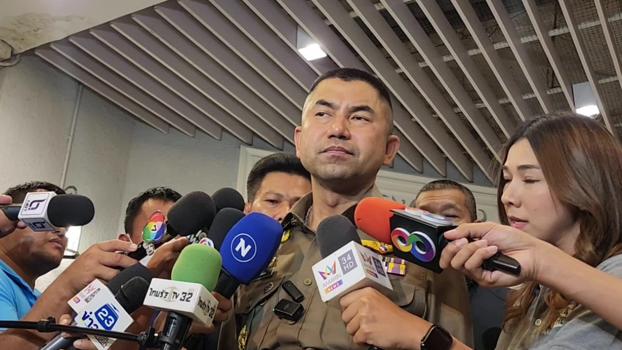 泰国警界副指挥素拉切：不够资格的人必须驱逐警界！
