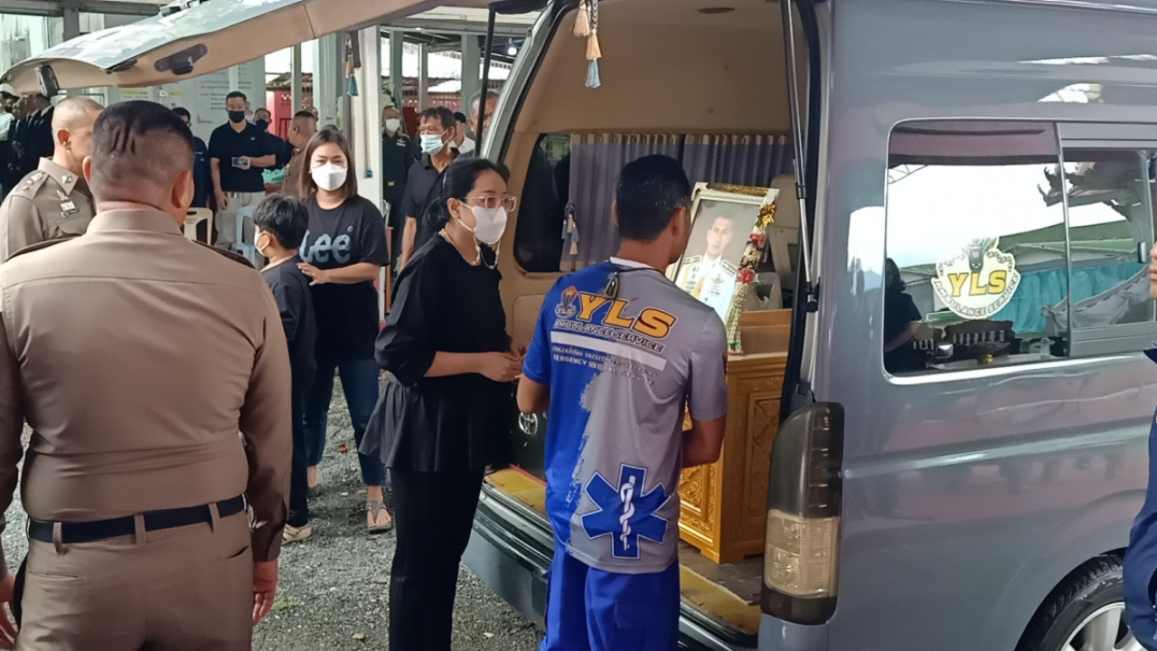 นำร่าง ผกก.เบิ้ม ถึงบ้านอุตรดิตถ์ ตั้งบำเพ็ญกุศลวัดใหญ่ท่าเสา